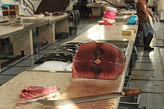 výprodej tuňáka v trnici ve Funchalu